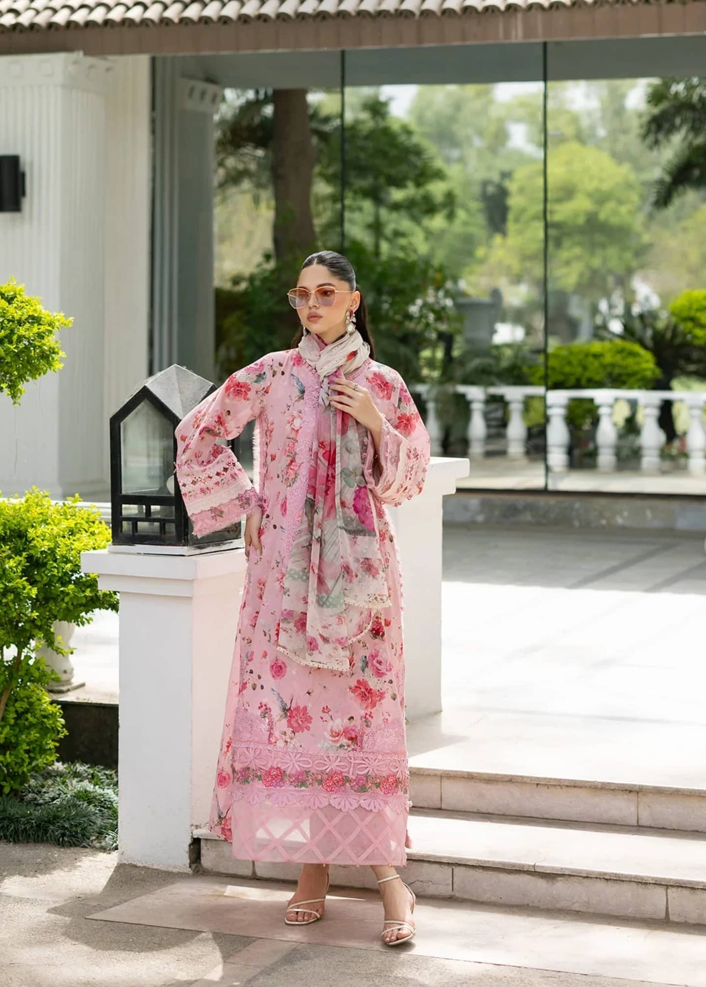 Hot 🔥 Seller/Elaf Signature Lawn/Vol 2/4B-Mira