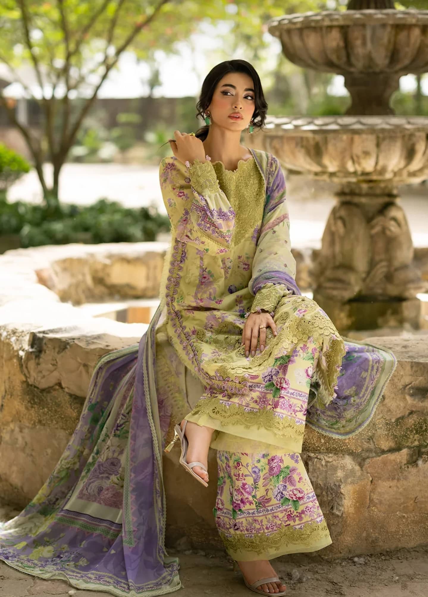Elaf Signature Lawn/Vol 2/8A/Olivia