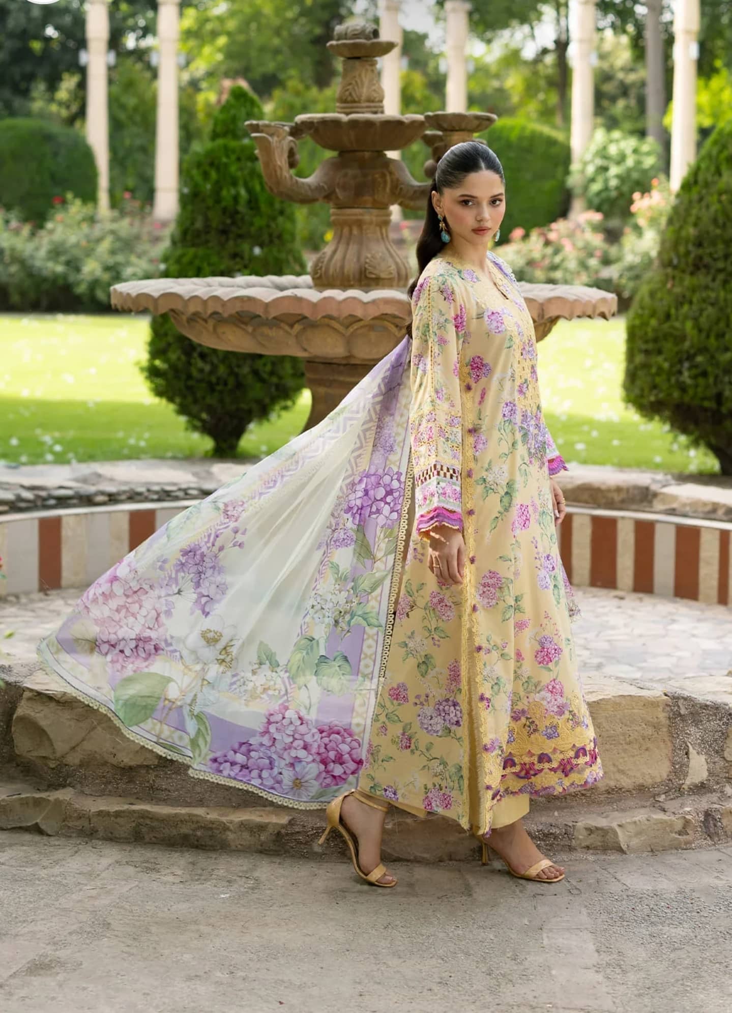 Elaf Signature Lawn/Vol 2/ESG-7A STELLA
