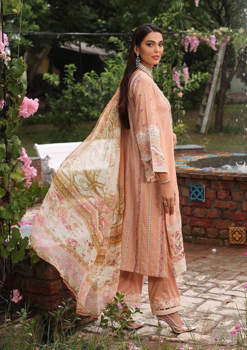 Luxe By Elaf Lawn/ELJ-02B HELENE