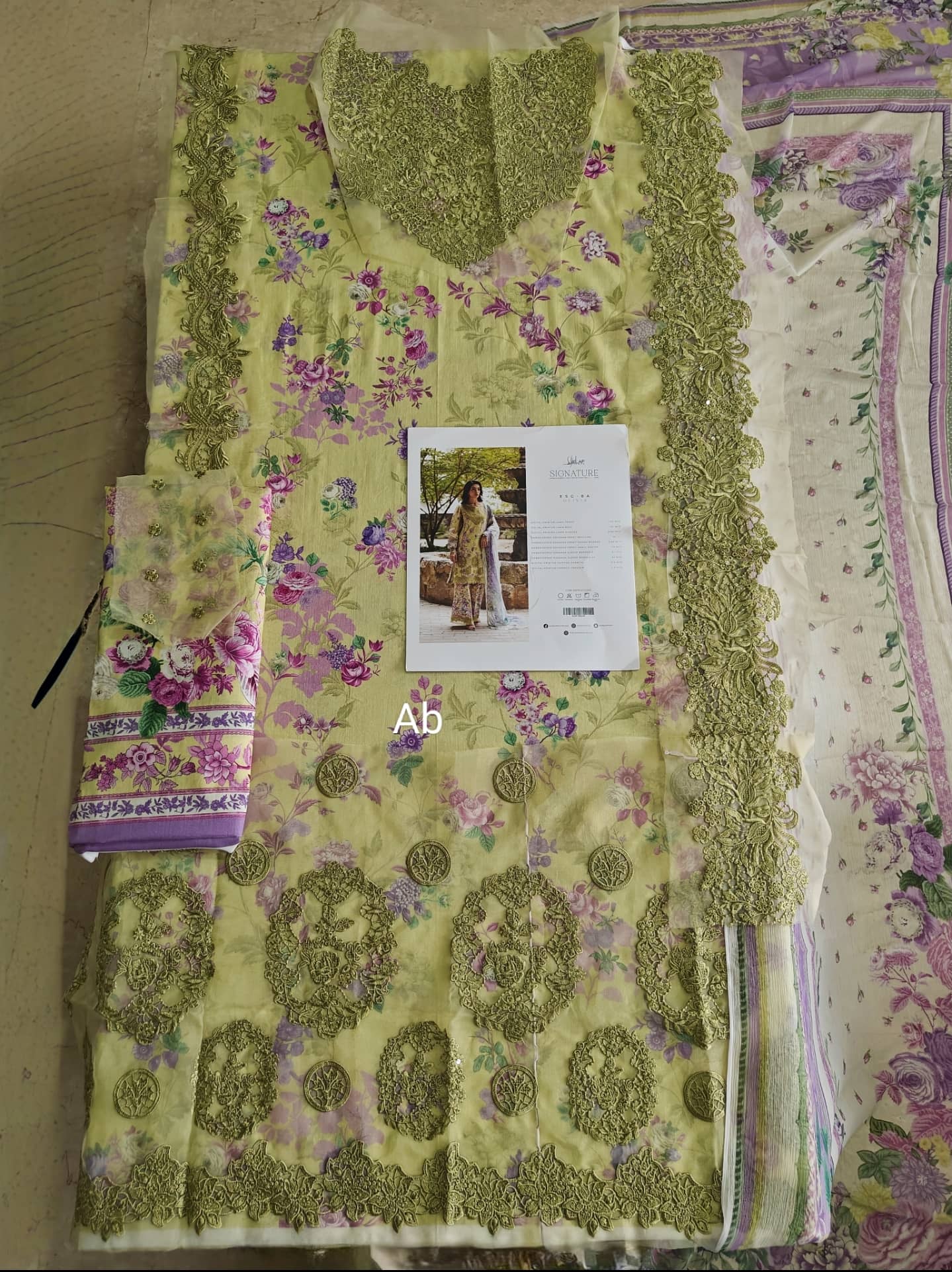 Hot🔥Seller/Open Pic/Elaf Signature Lawn/Vol 2/8A/Olivia