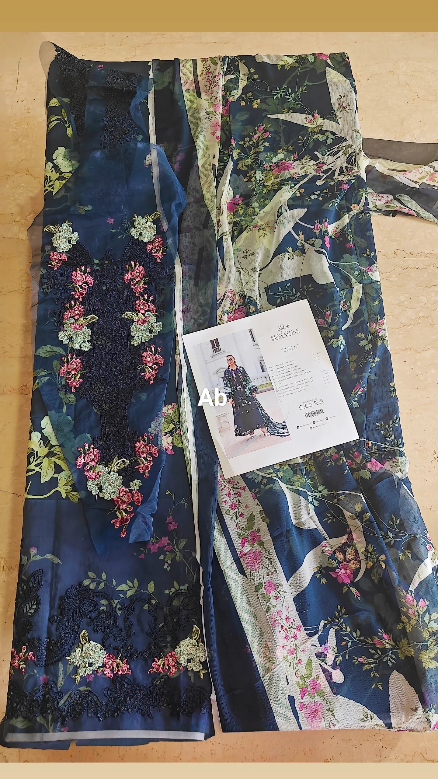 img_elaf_signature_lawn_awwal_boutique