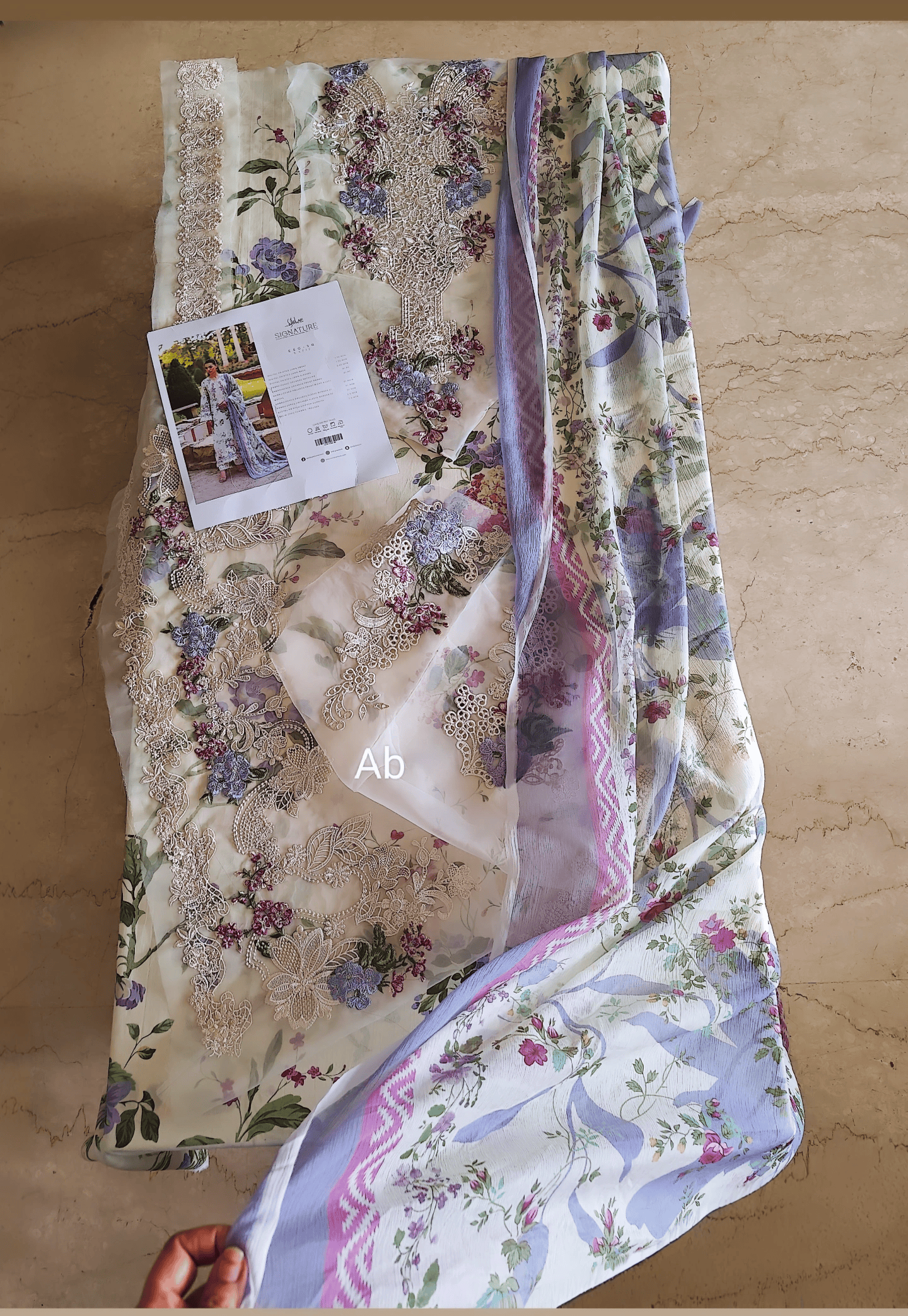Aimg_elaf_signature_lawn_awwal_boutique