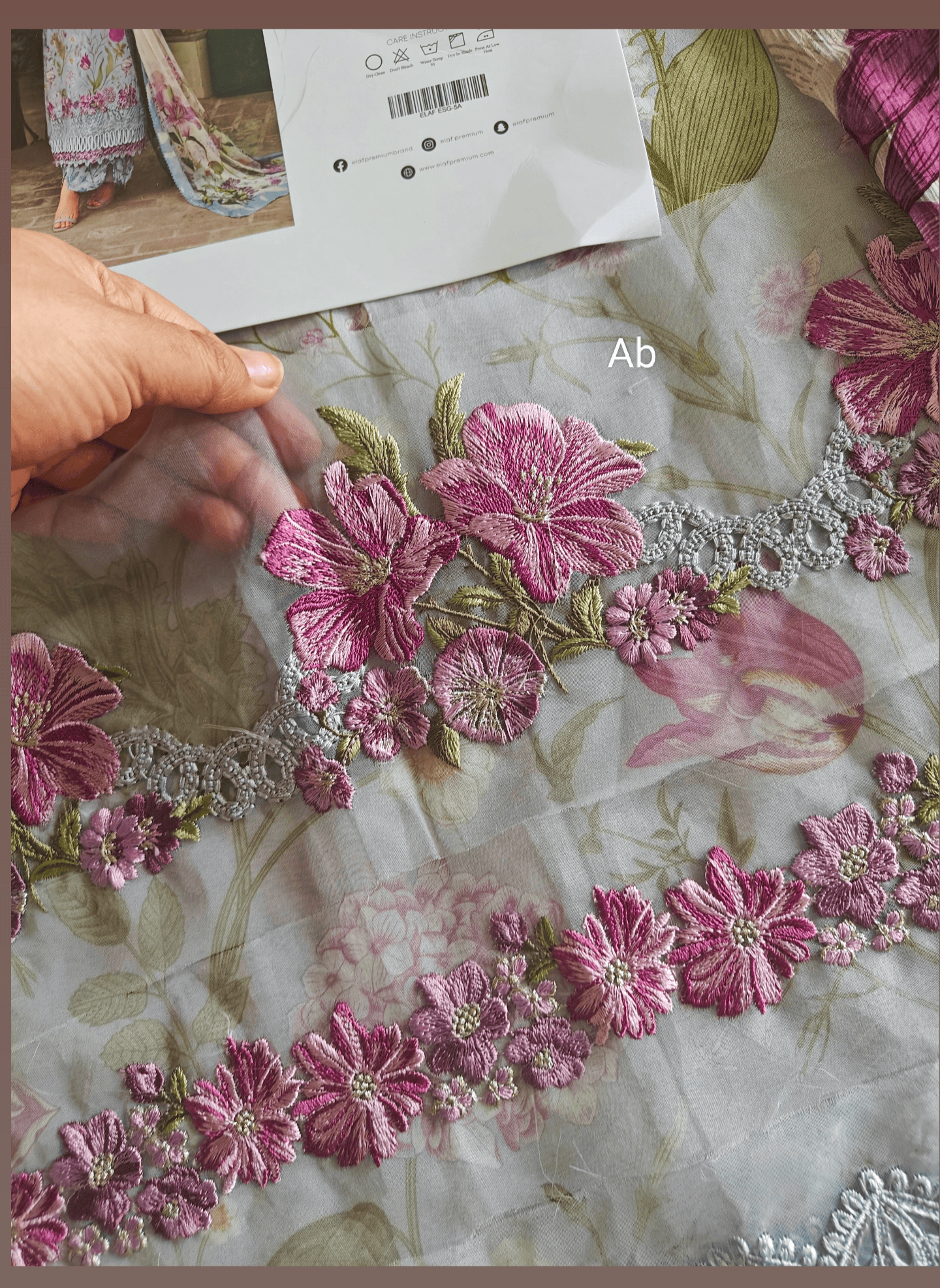Hot🔥Seller/Open Pic/Hot🔥Seller/Elaf Signature Lawn/Vol 2/5A-Ariana