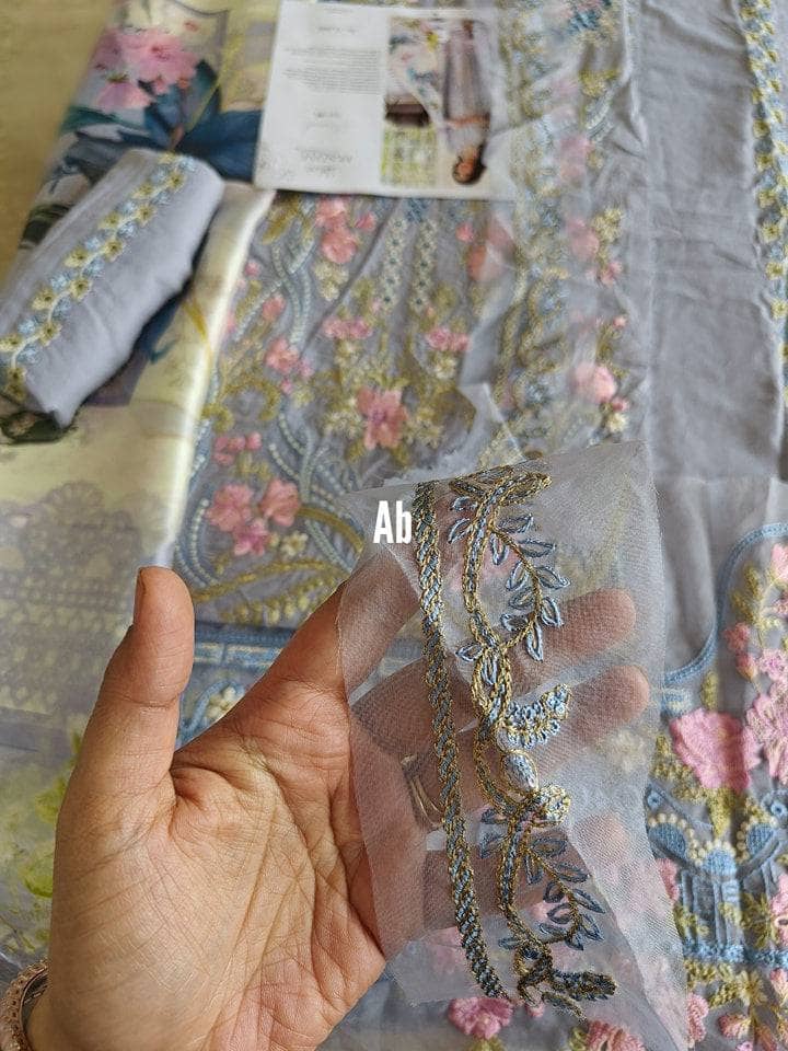 img_open_pic_elaf_festive_chikankari_awwal_boutique