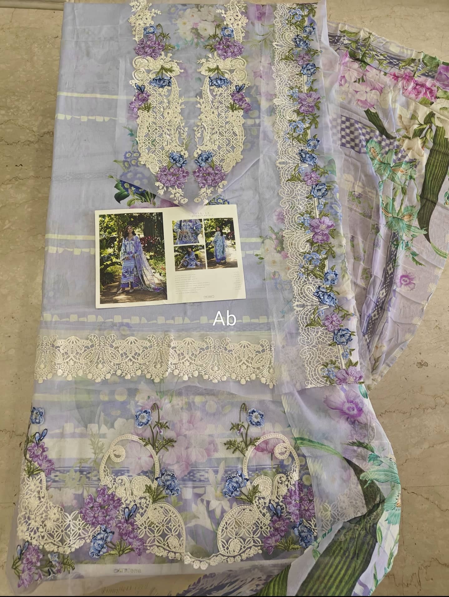 img_elaf_signature_lawn_awwal_boutique