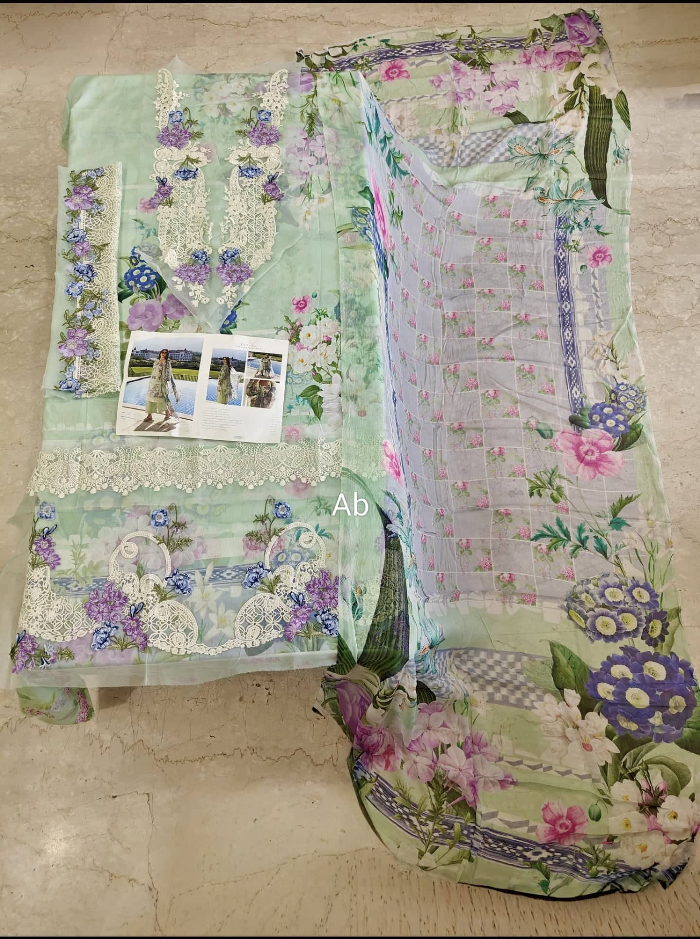 img_elaf_signature_lawn_awwal_boutique