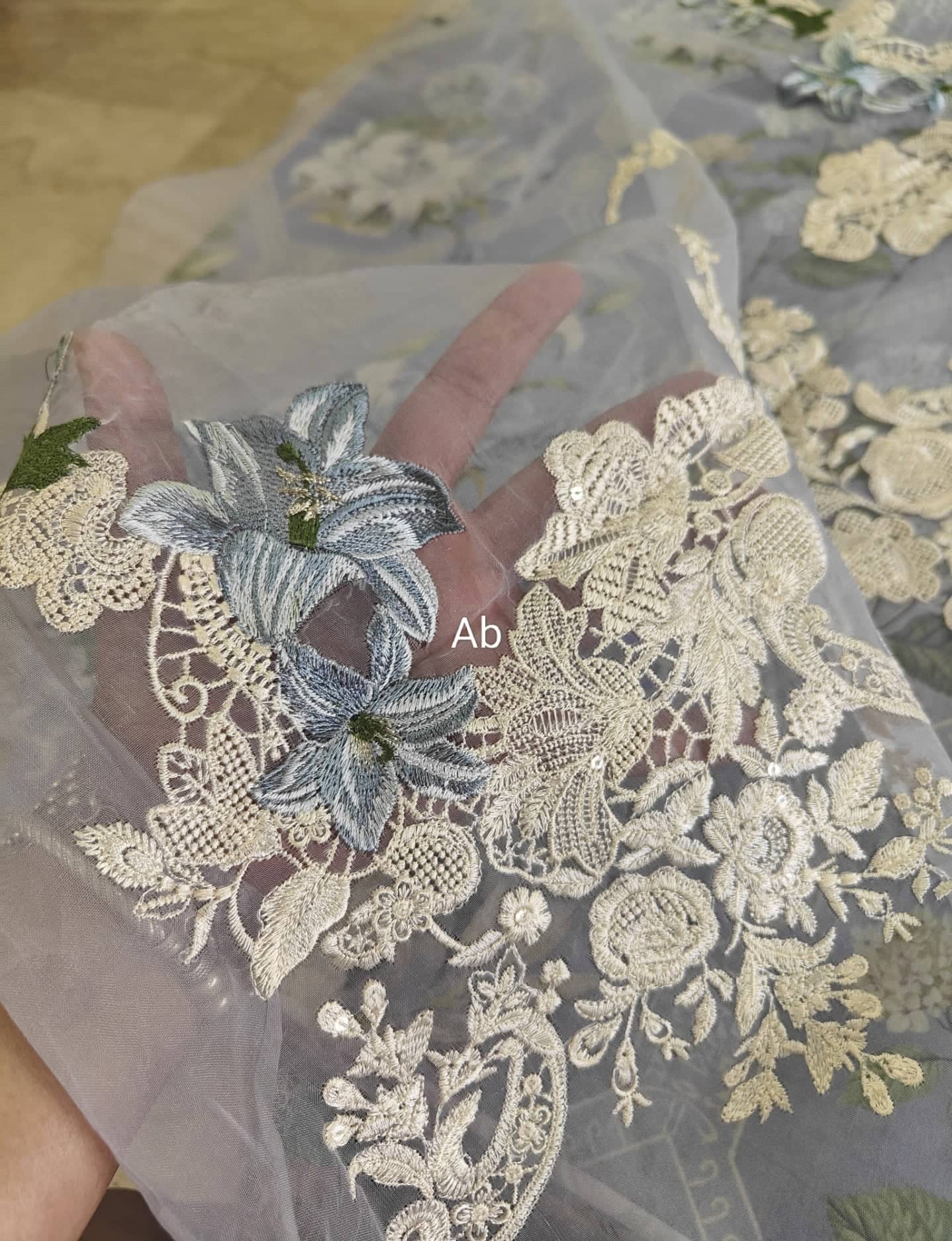 Open Pic/Elaf Signature Lawn/ESA-8B/ANASTASSIA