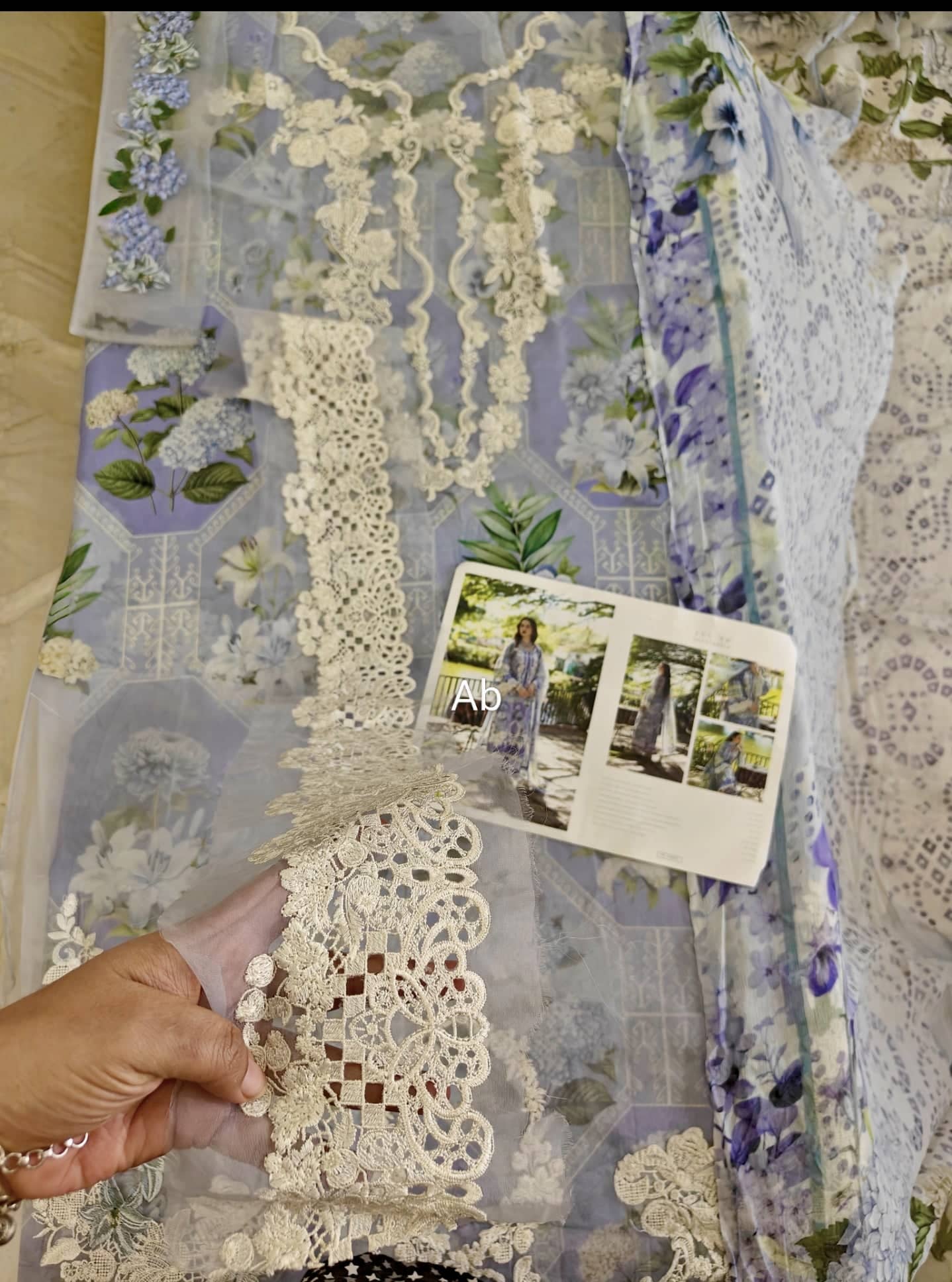 Open Pic/Elaf Signature Lawn/ESA-8B/ANASTASSIA