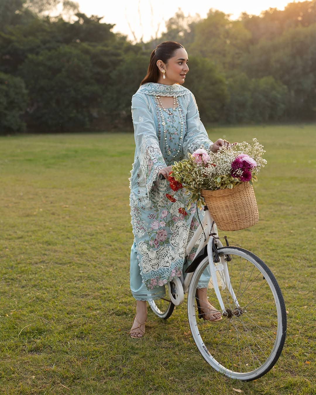 Elaf Premium Lawn 26/ELY-07 MORNIG DRIZZLE