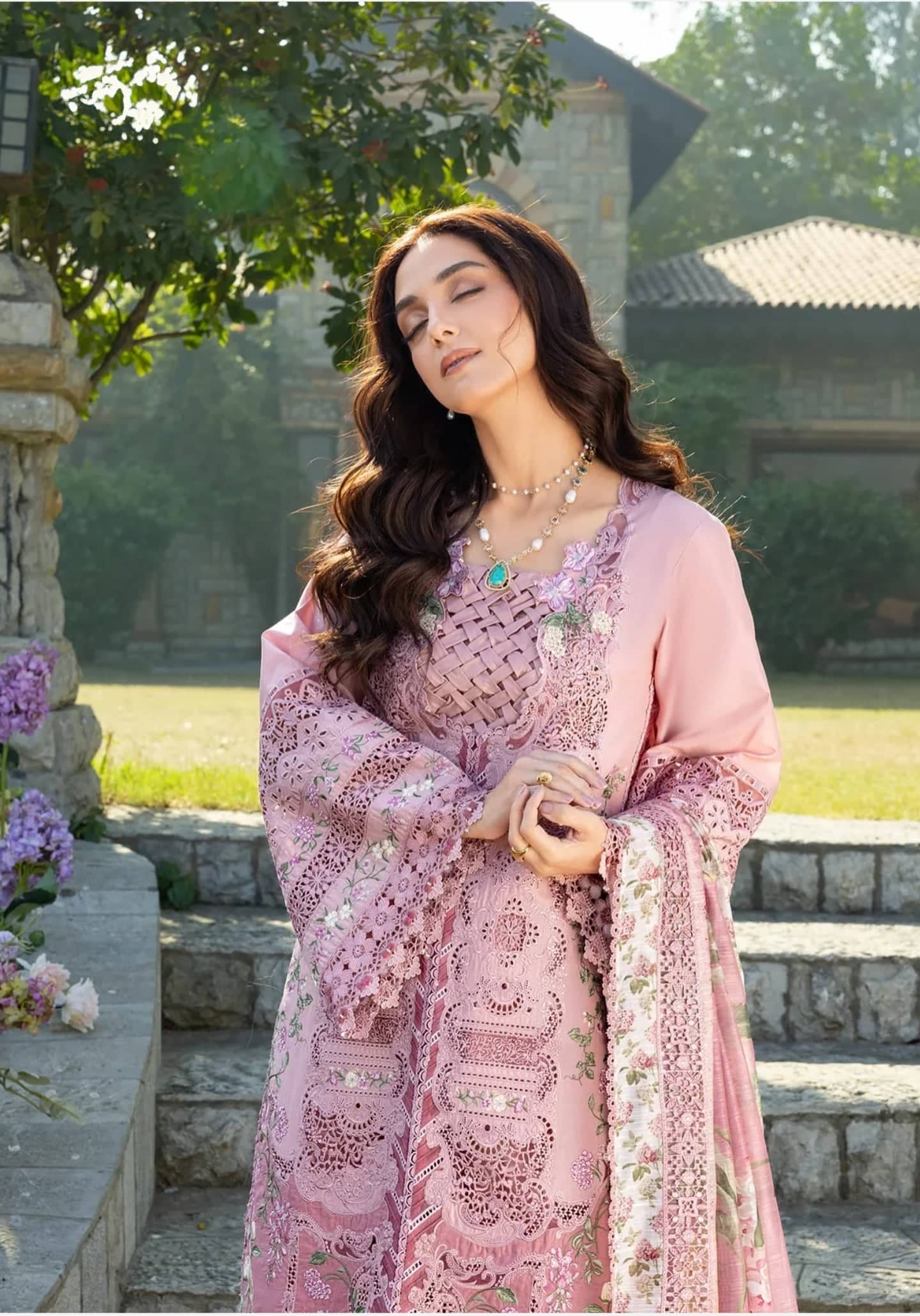 Elaf Premium Lawn 26/ELY-09 ROSEE