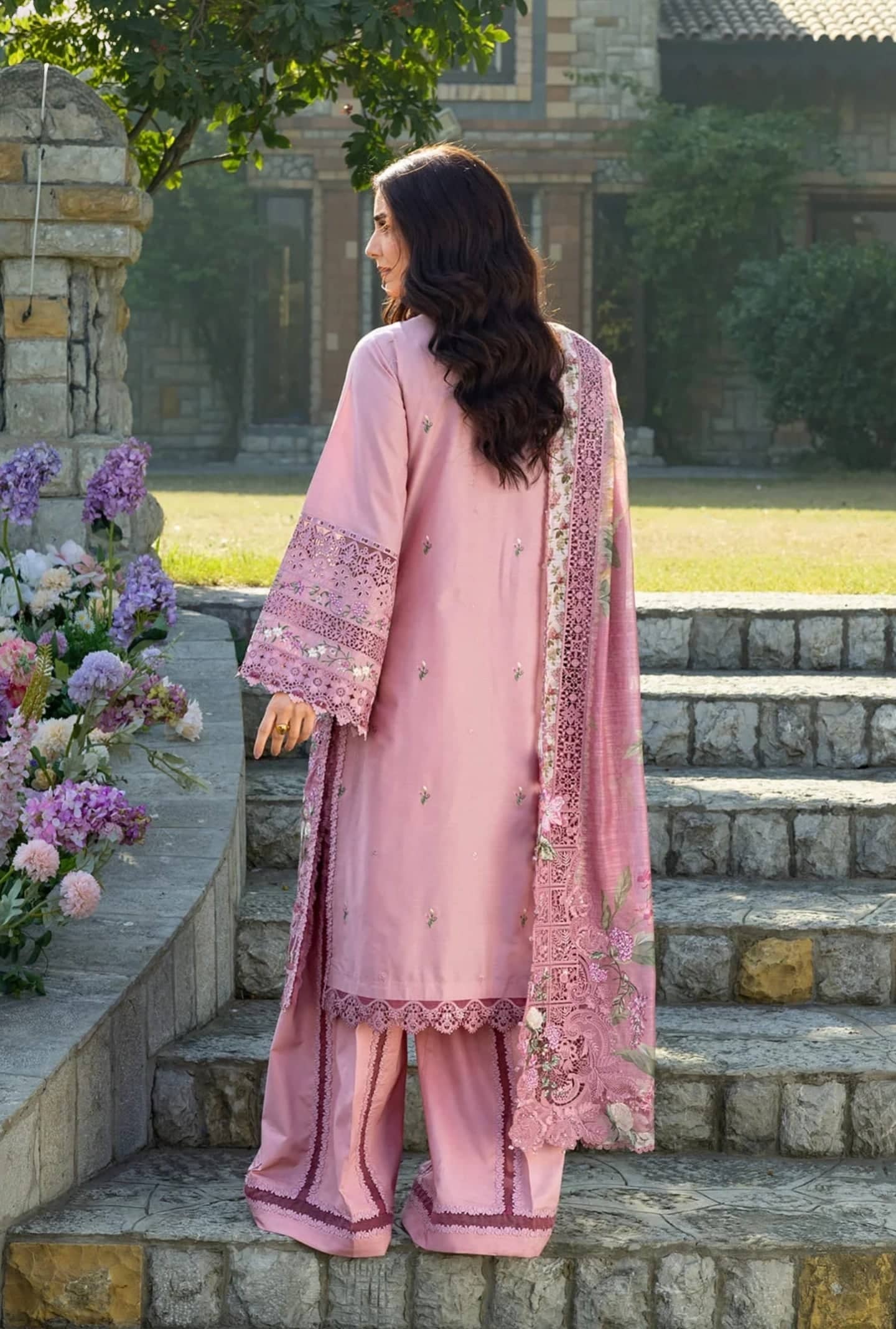 Elaf Premium Lawn 26/ELY-09 ROSEE