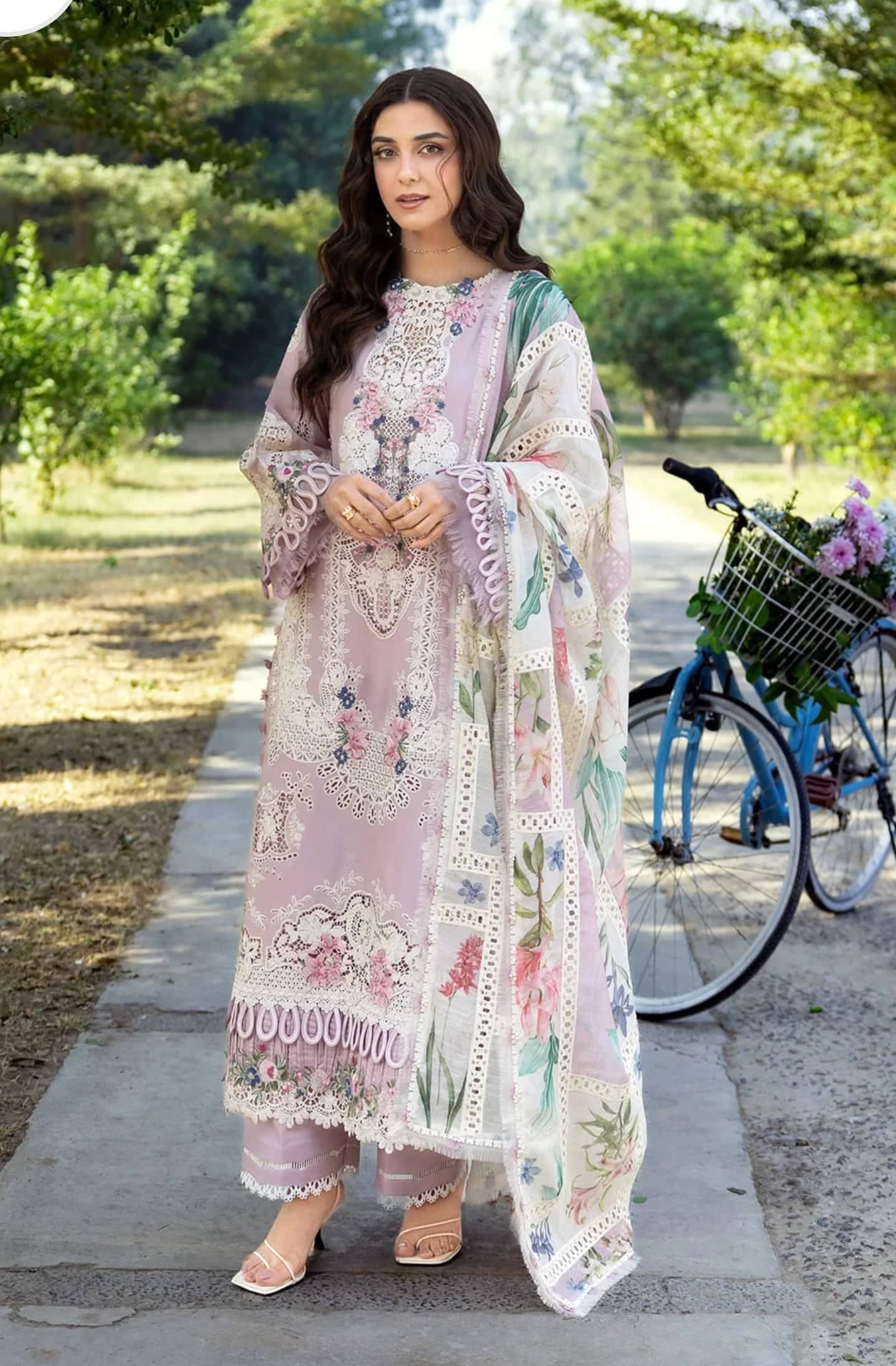 img_elaf_premium_lawn_awwal_boutique