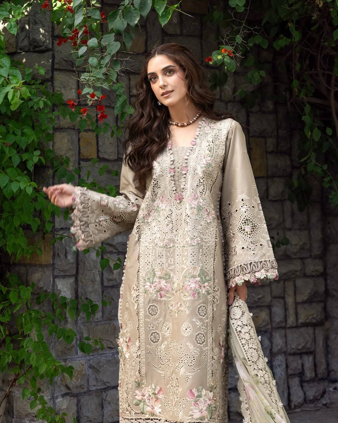 Elaf Premium Lawn 26/ELY-2A CAMELLIA