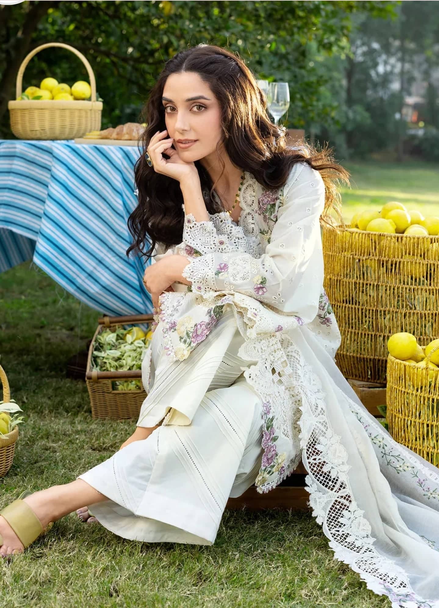 img_elaf_premium_lawn_awwal_boutique