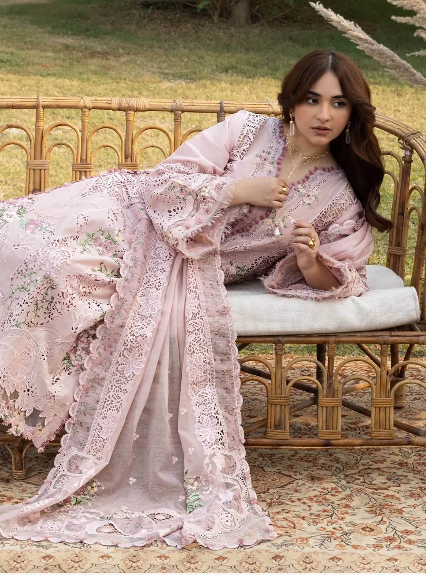 img_elaf_premium_lawn_awwal_boutique