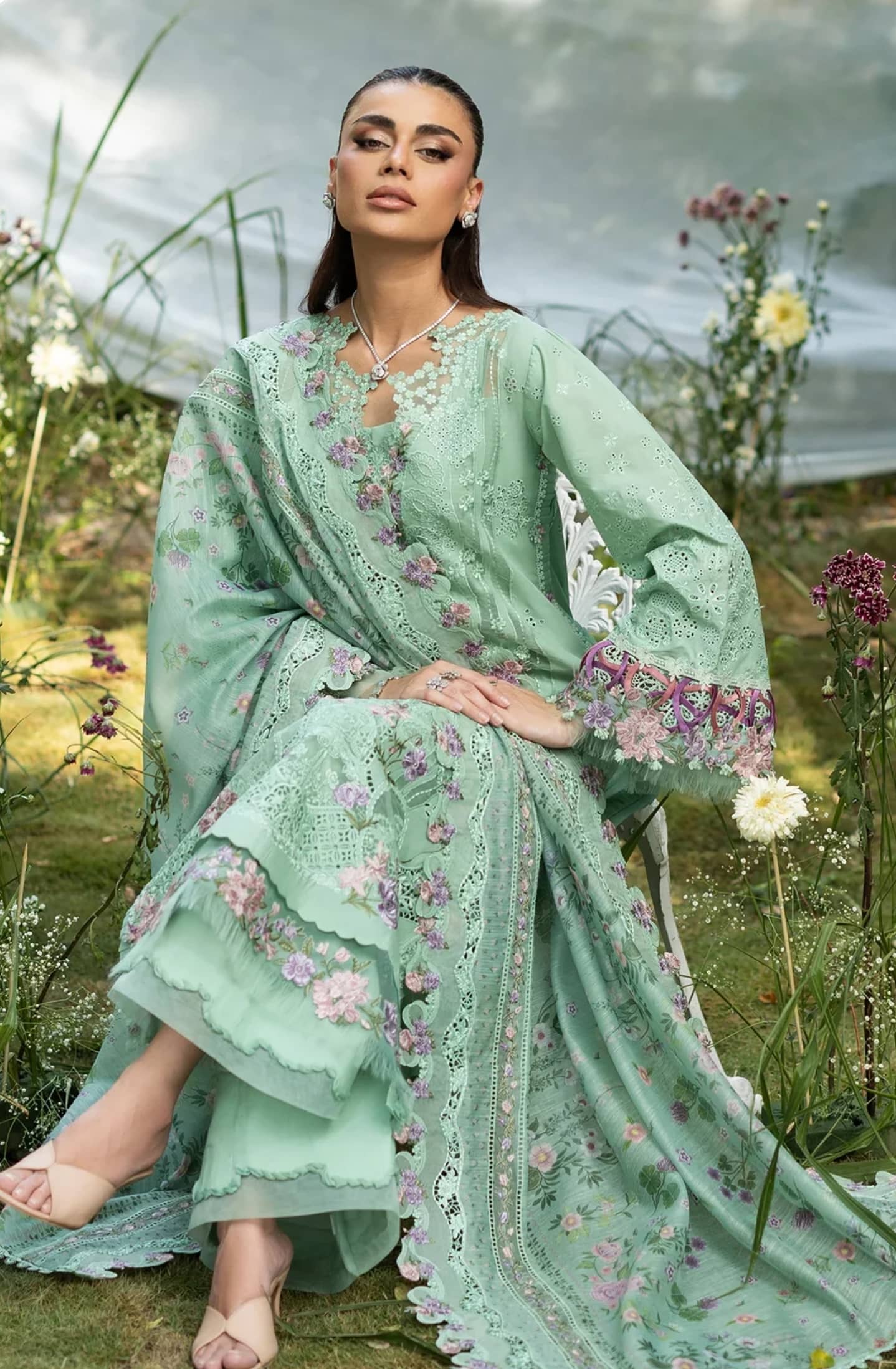 img_elaf_premium_lawn_awwal_boutique