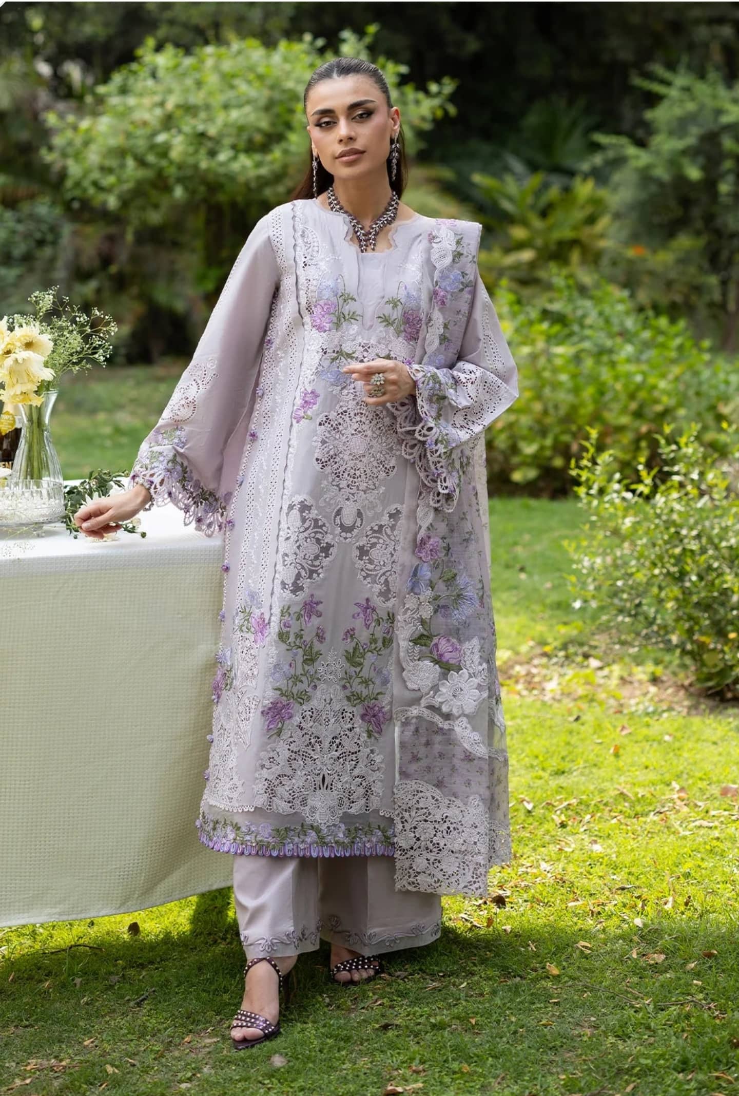 Elaf Premium Lawn 26/Vol 2/ELQ-4B PURE PLUM