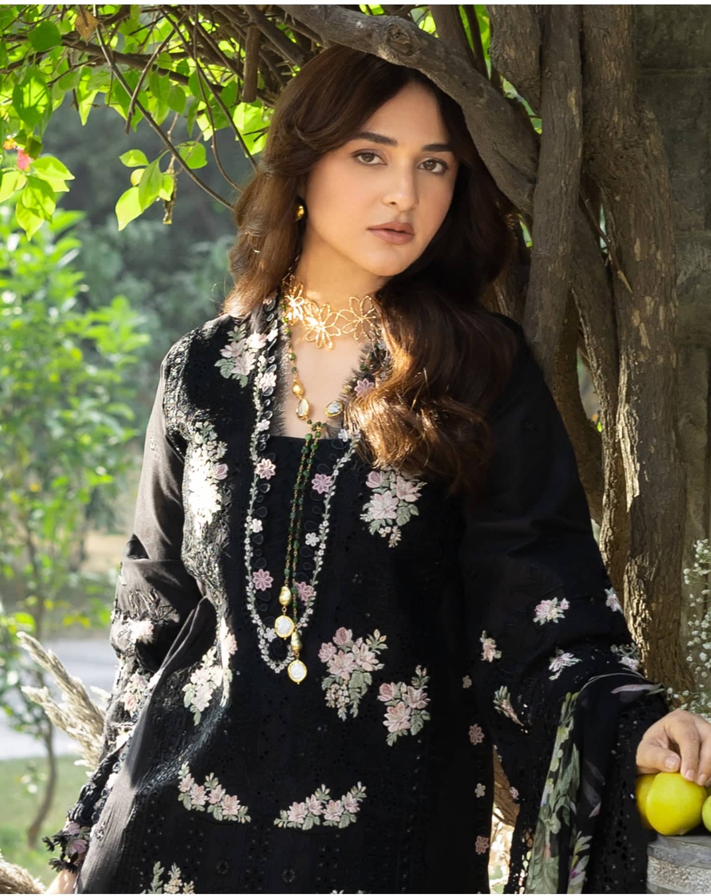 Restocked/Elaf Premium Lawn 26/ELY-2B MIDNIGHT BLOSSOM