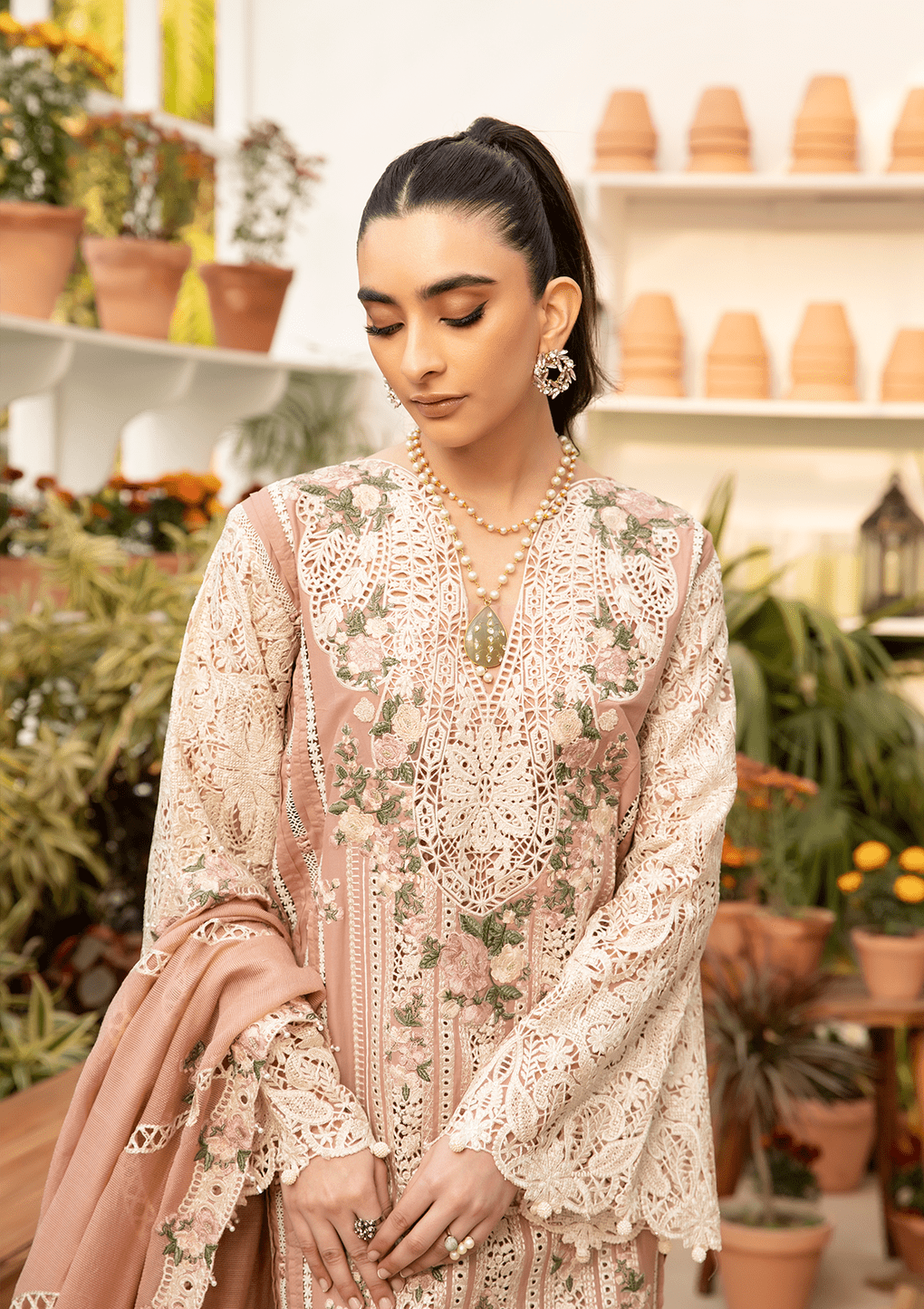 Restocked/Elaf Premium Luxury Lawn 25/ELM-12 SHAHANA/Tea Pink