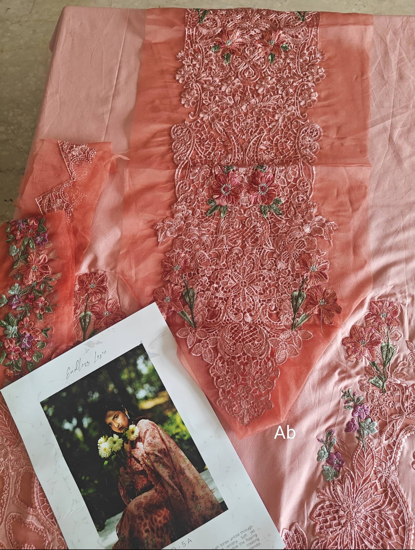 Open Pic/Elaf Premium Lawn 26/Vol 2/ELQ-5A ENDLESS LOVE