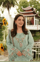 Spotted in Elaf Premium Lawn 26/Vol 2/ELQ-6B MINT STORY