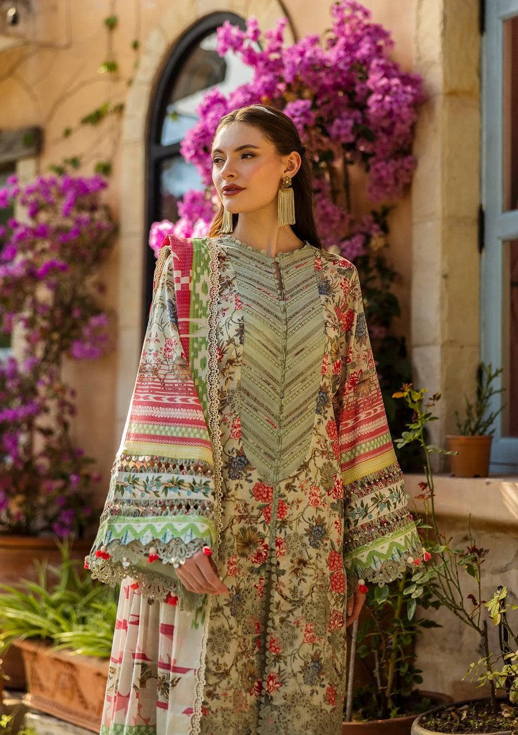 img_elaf_chikankari_awwal_boutique