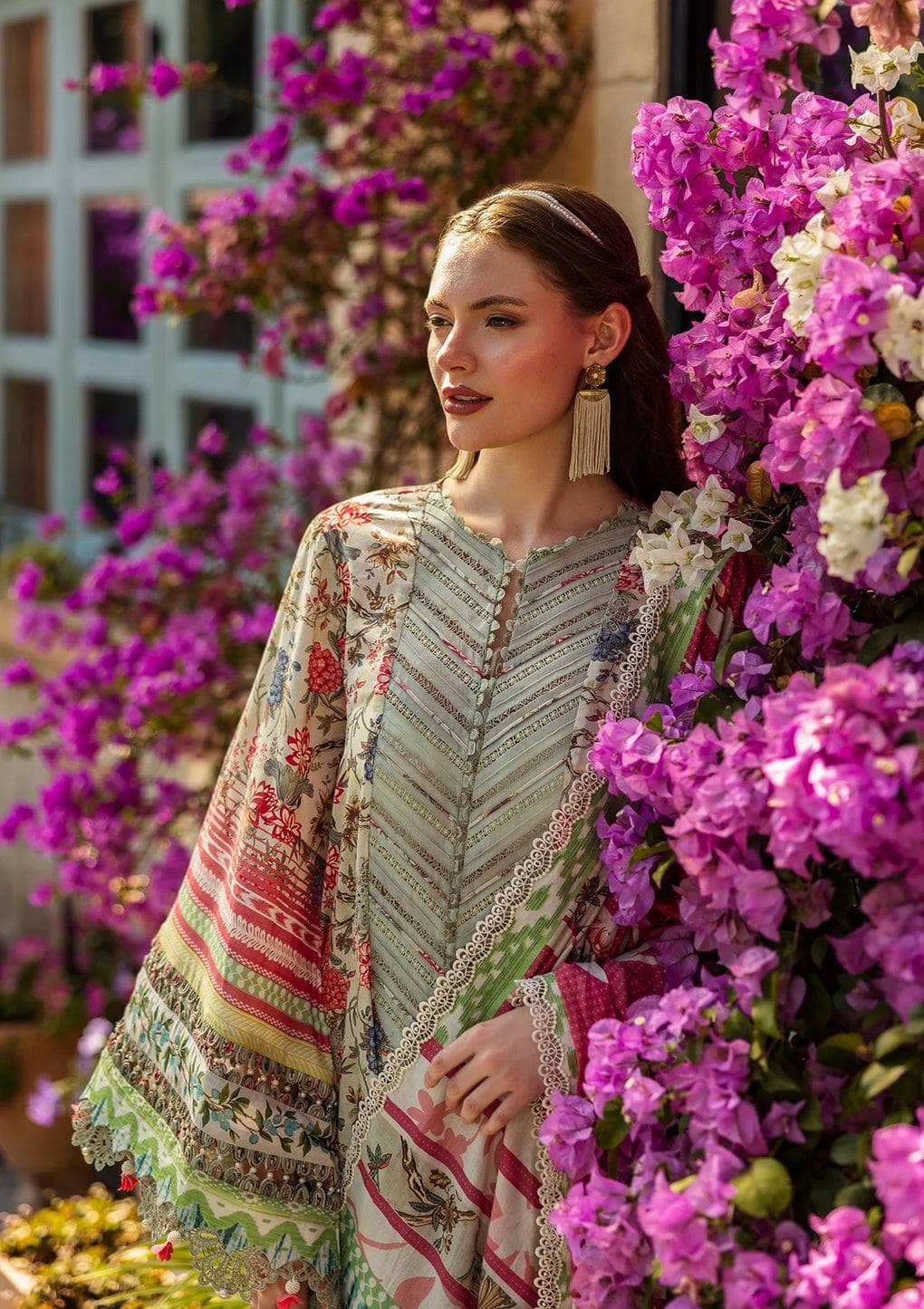Elaf Chikankari/ELK-01B GIARDINO/Ivory