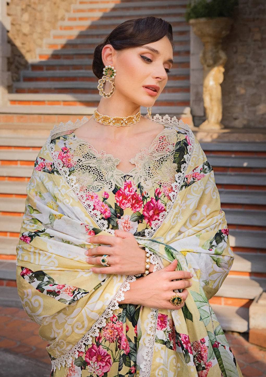 img_elaf_prints_chikankari_lawn_24_awwal_boutique