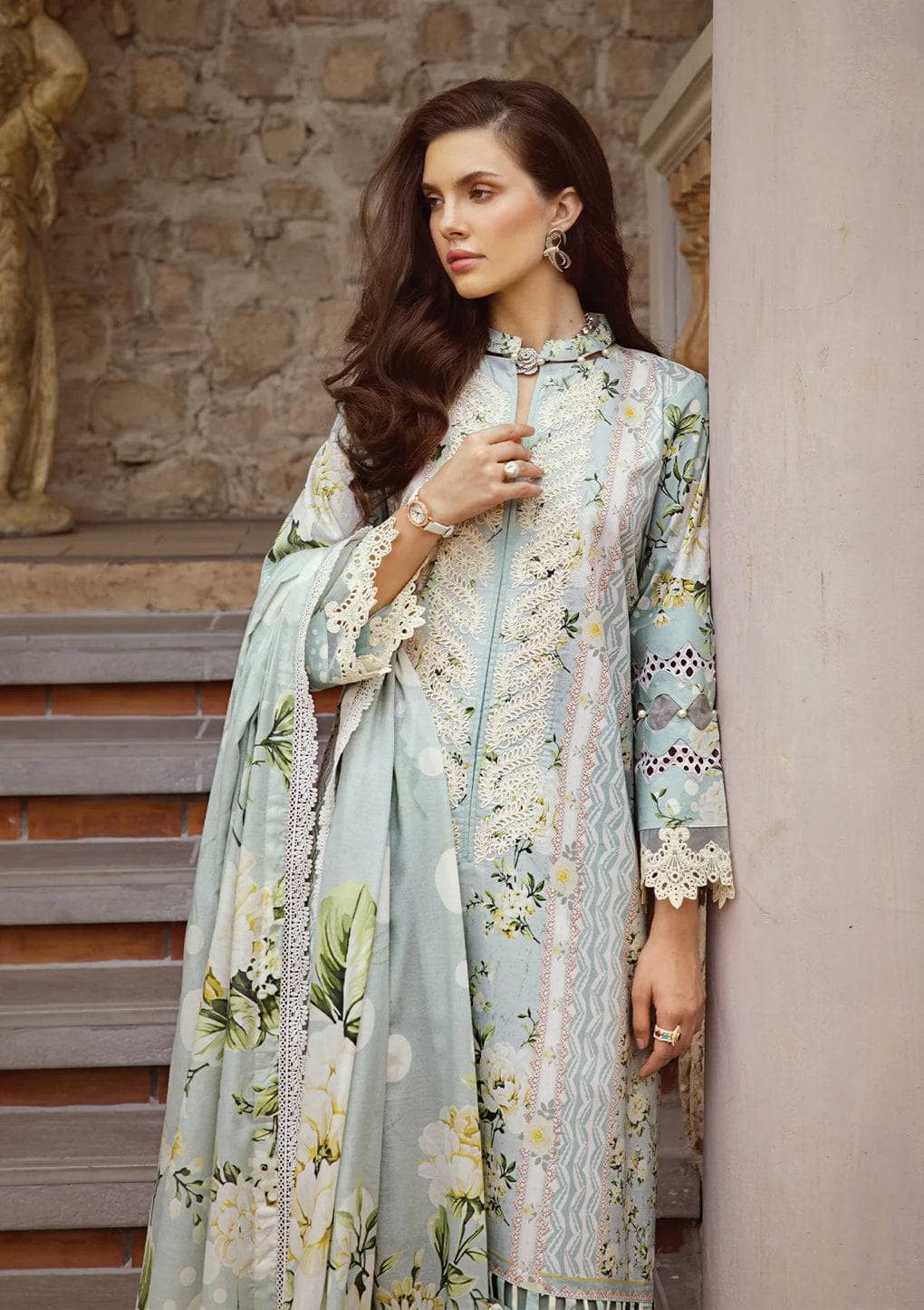 img_elaf_prints_chikankari_lawn_24_awwal_boutique