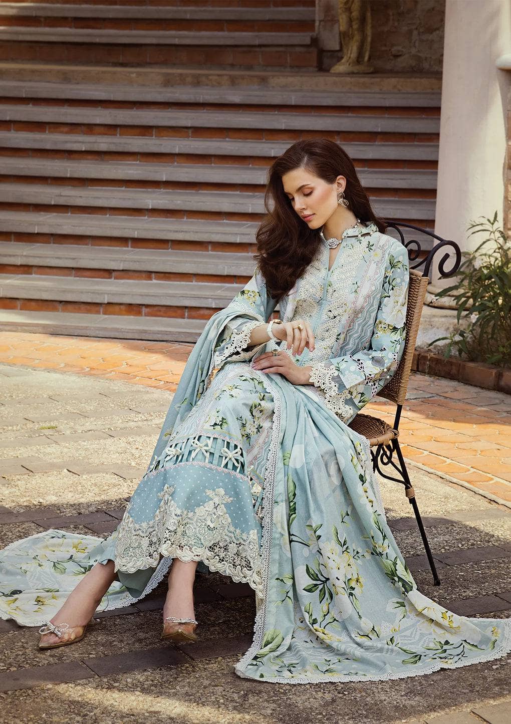 img_elaf_prints_chikankari_lawn_24_awwal_boutique