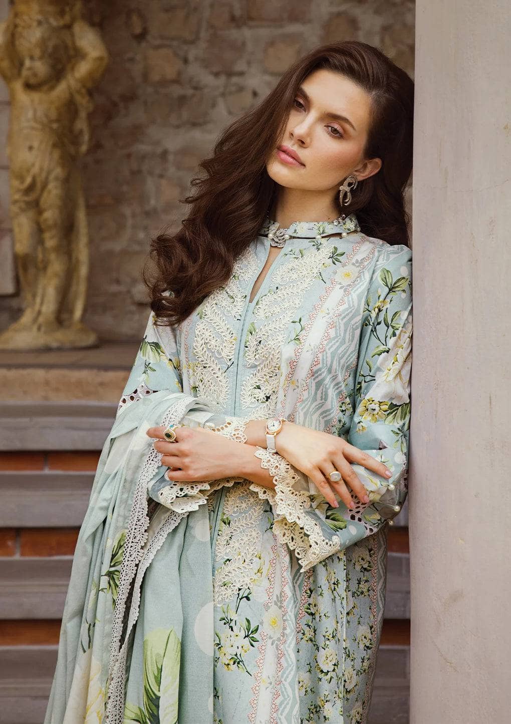 img_elaf_prints_chikankari_lawn_24_awwal_boutique