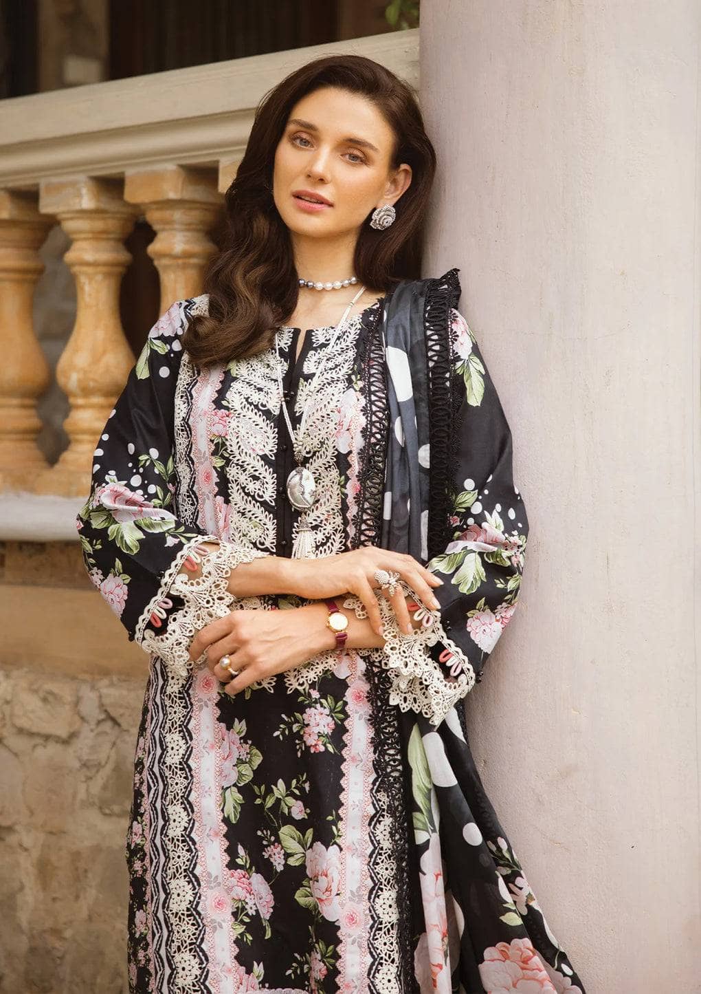 img_elaf_prints_chikankari_lawn_24_awwal_boutique