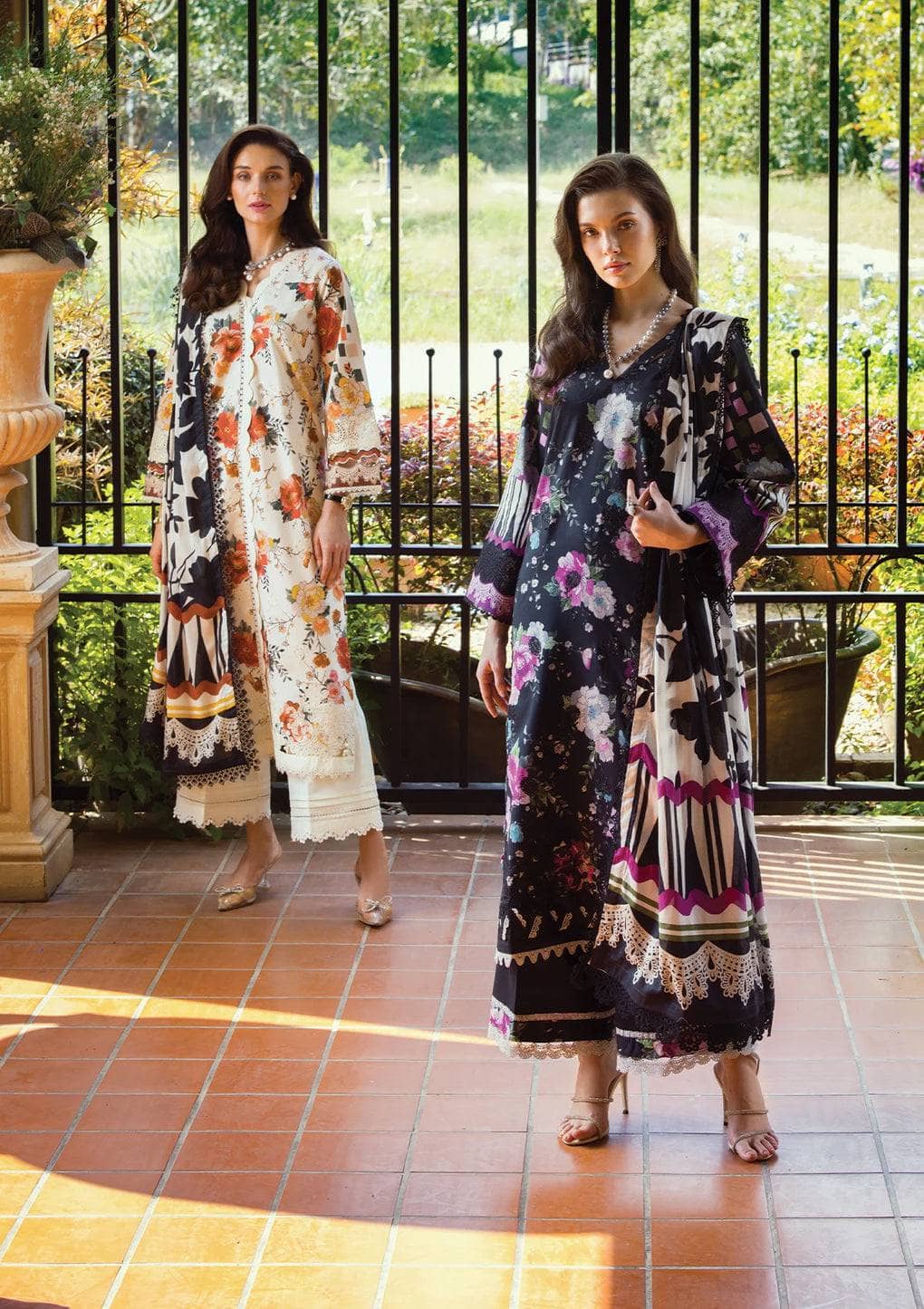 img_elaf_prints_chikankari_lawn_24_awwal_boutique