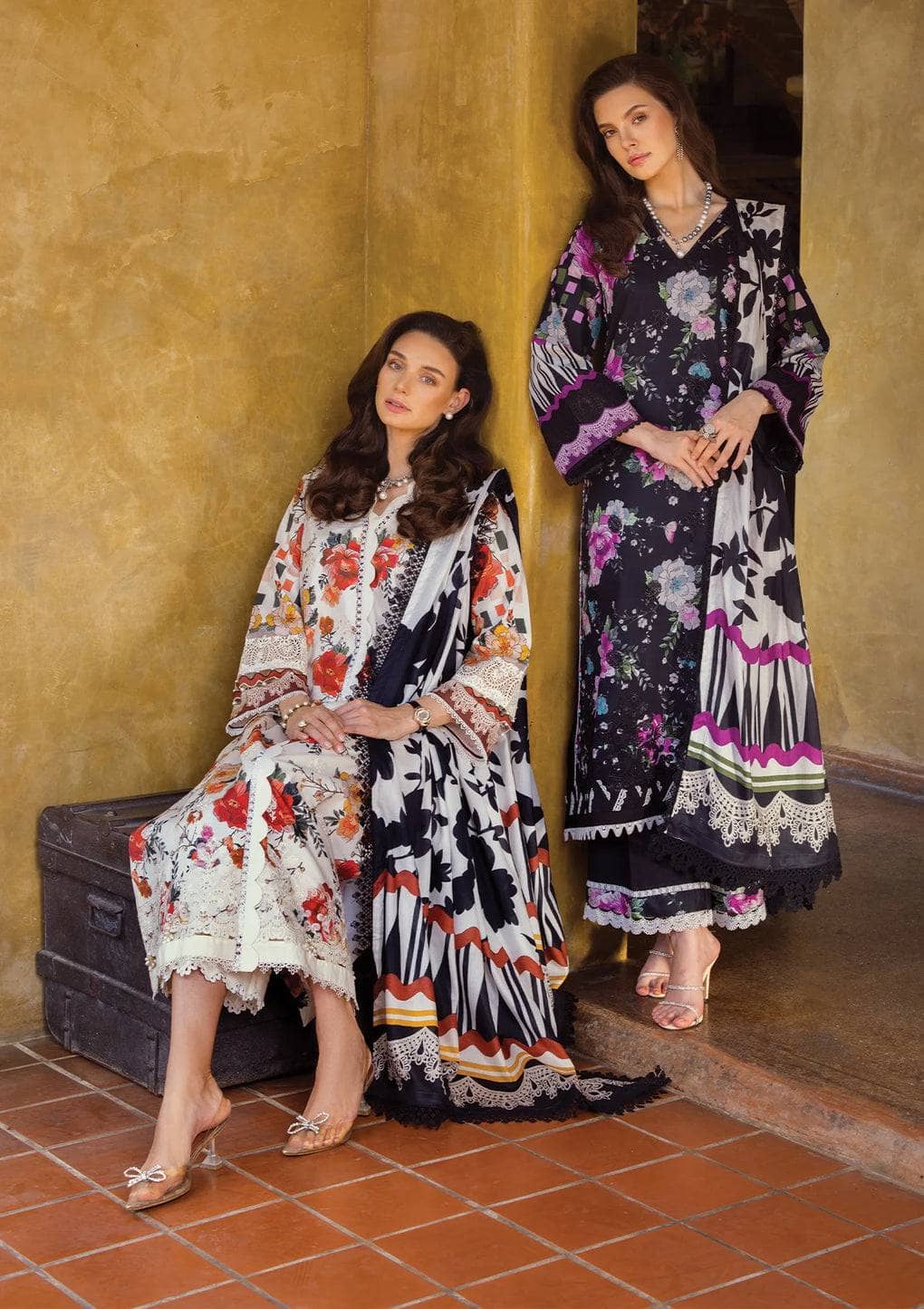 img_elaf_prints_chikankari_lawn_24_awwal_boutique