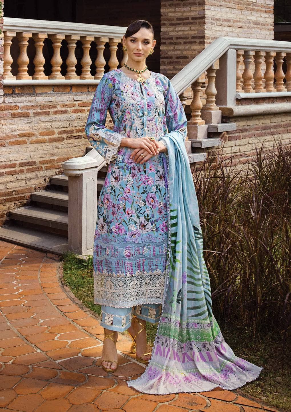 img_elaf_prints_chikankari_lawn_24_awwal_boutique
