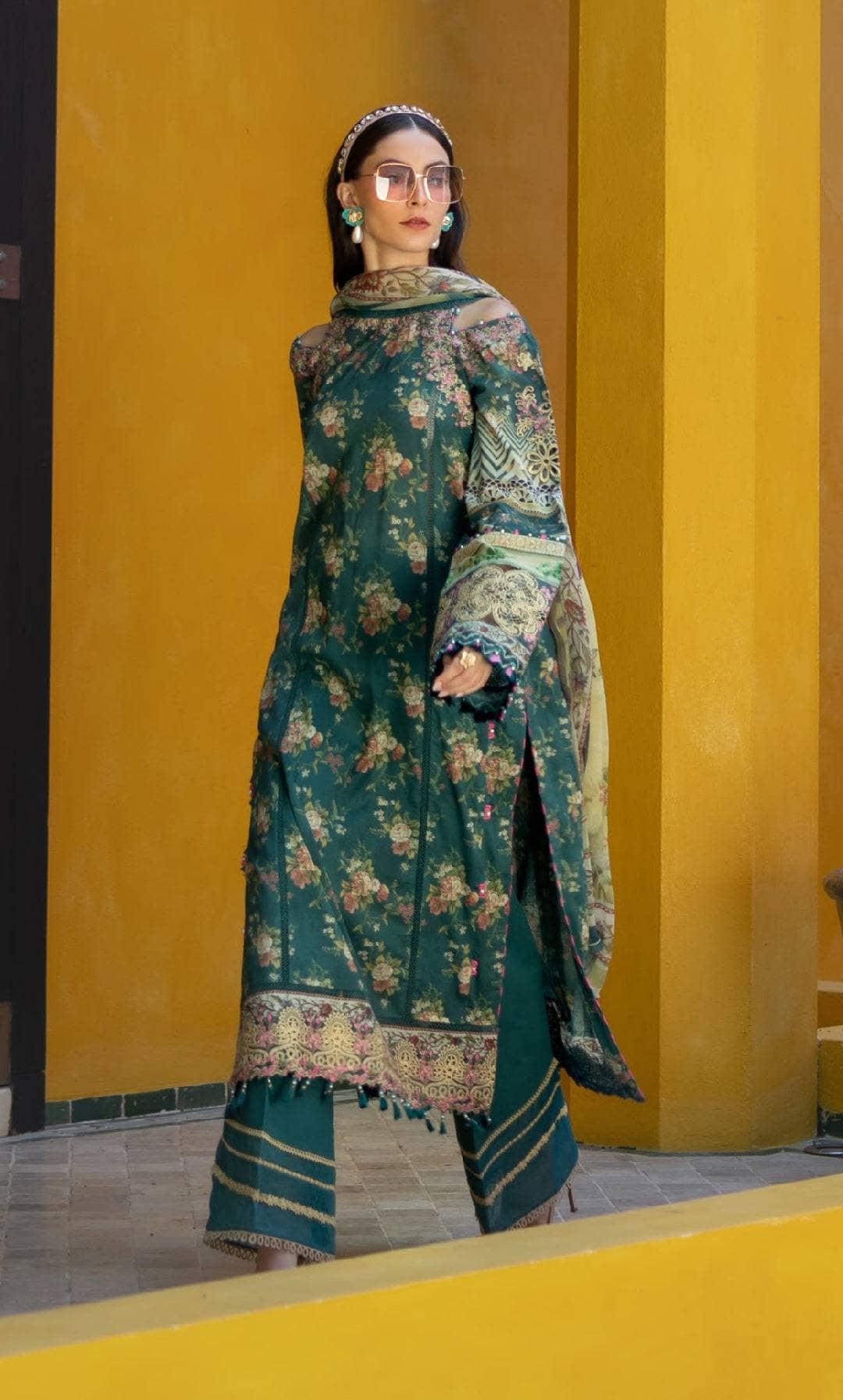 img_elaf_signature_lawn_24_awwal_boutique