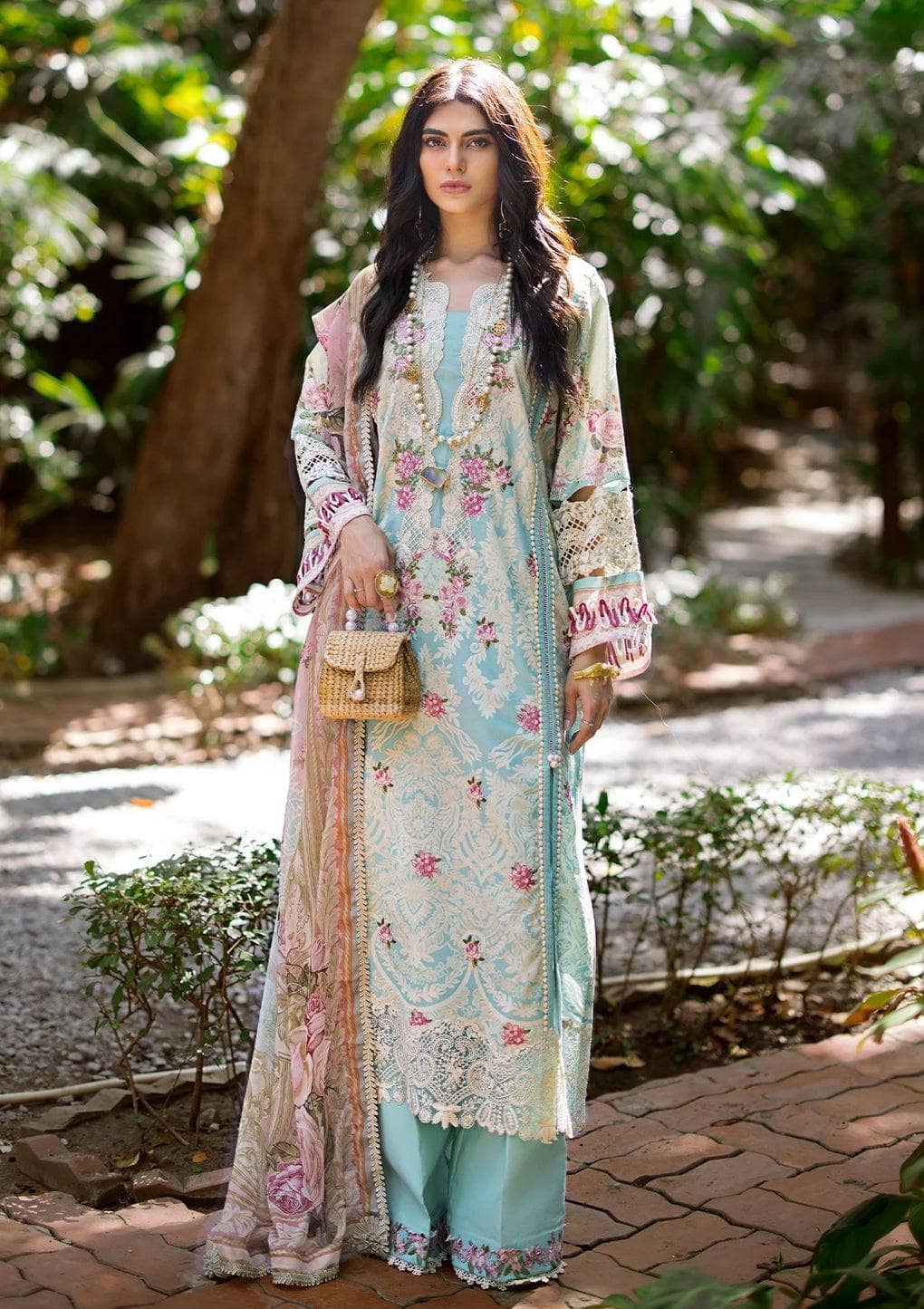 img_elaf_signature_lawn_24_awwal_boutique