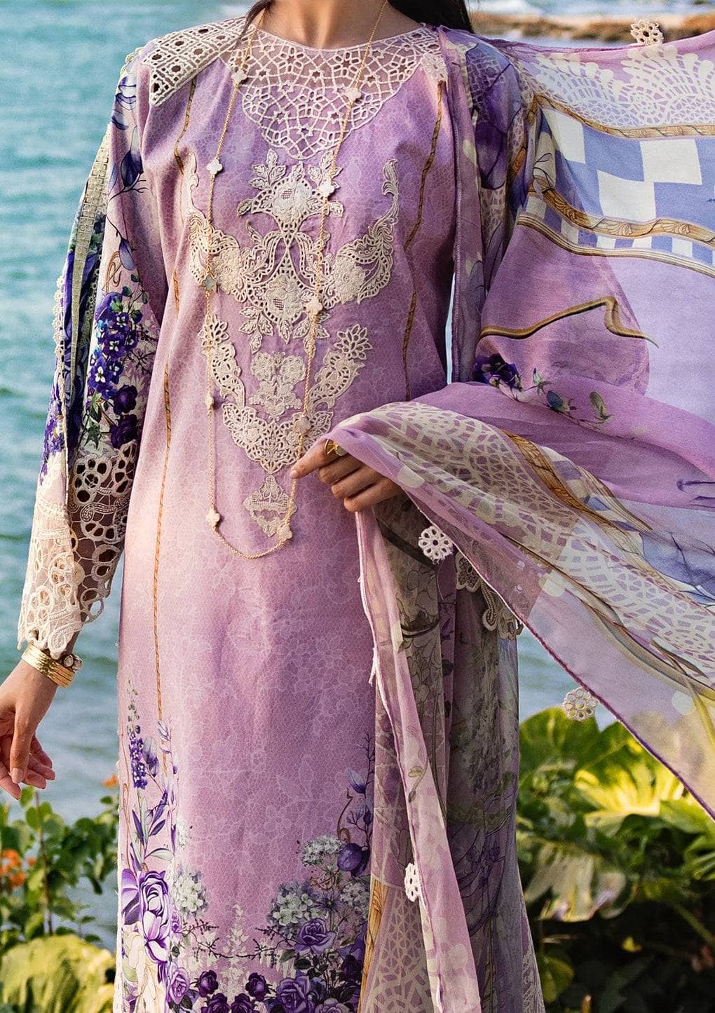 img_elaf_signature_lawn_24_awwal_boutique