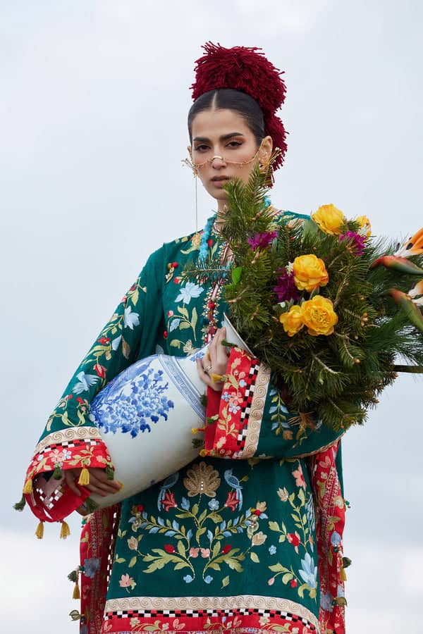 Elan Kashmee Luxury Lawn 26/DEODAR (EL26-12 A)