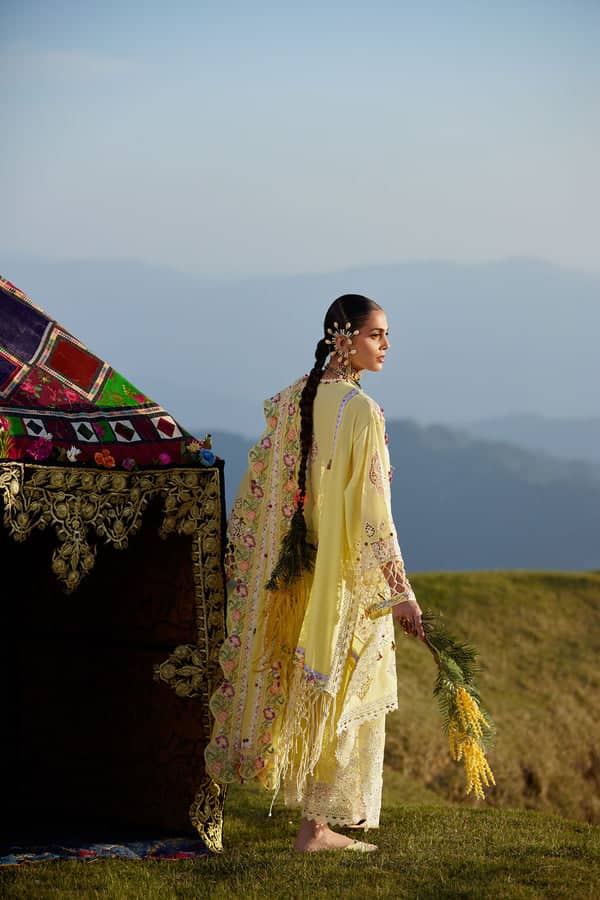 Elan Kashmee Luxury Lawn 26/NEELUNE (EL26-05 A)