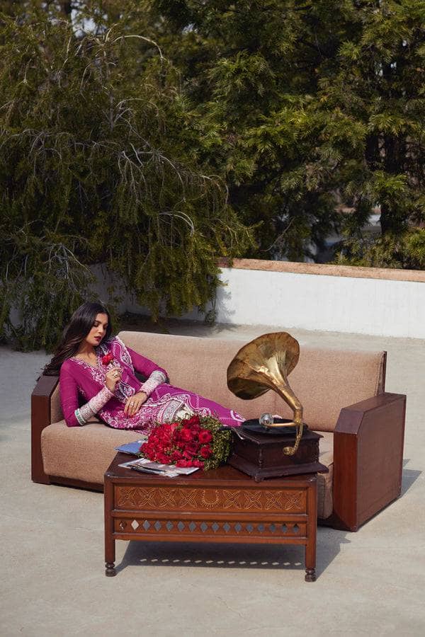 img_elan_lawn_24_awwal_boutique