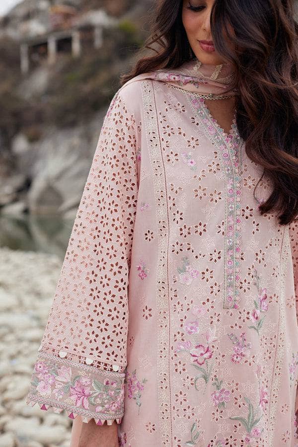 img_elan_lawn_24_awwal_boutique
