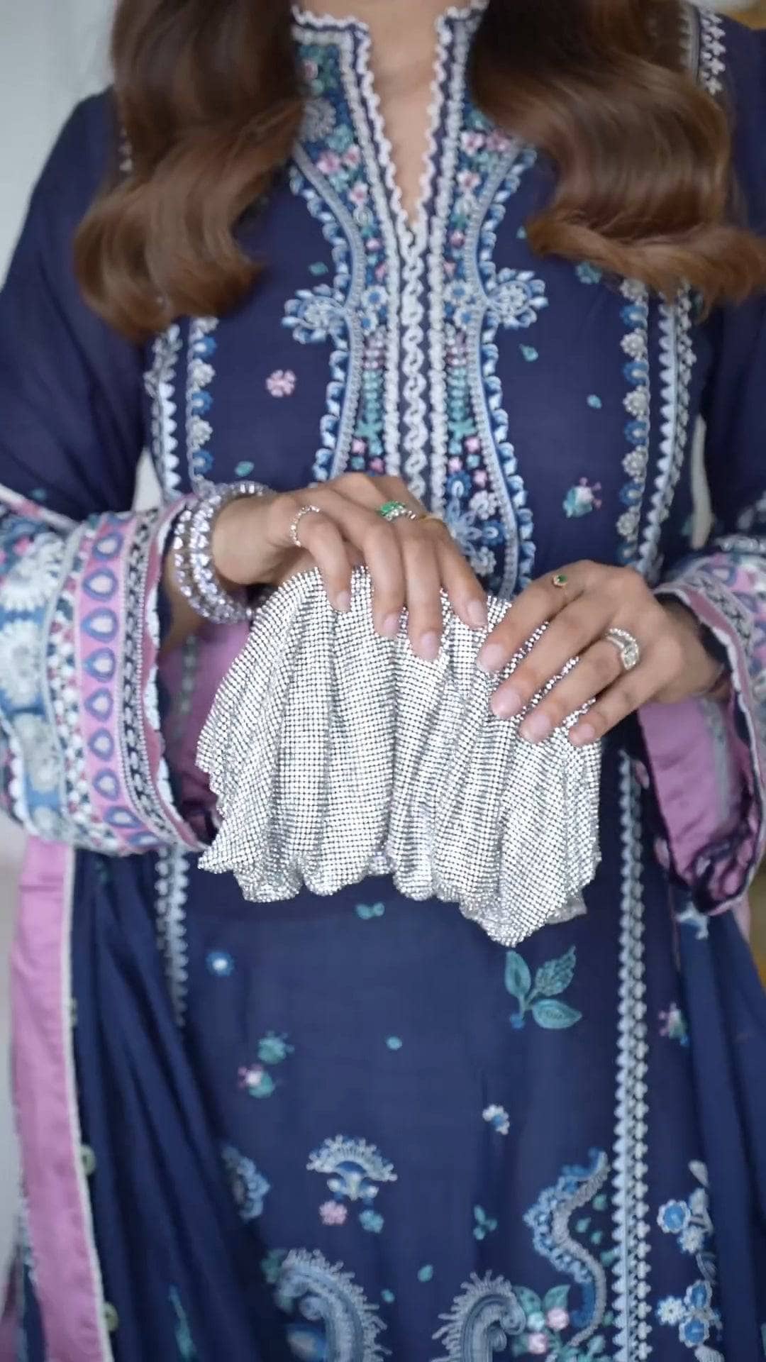 img_elan_lawn_24_awwal_boutique