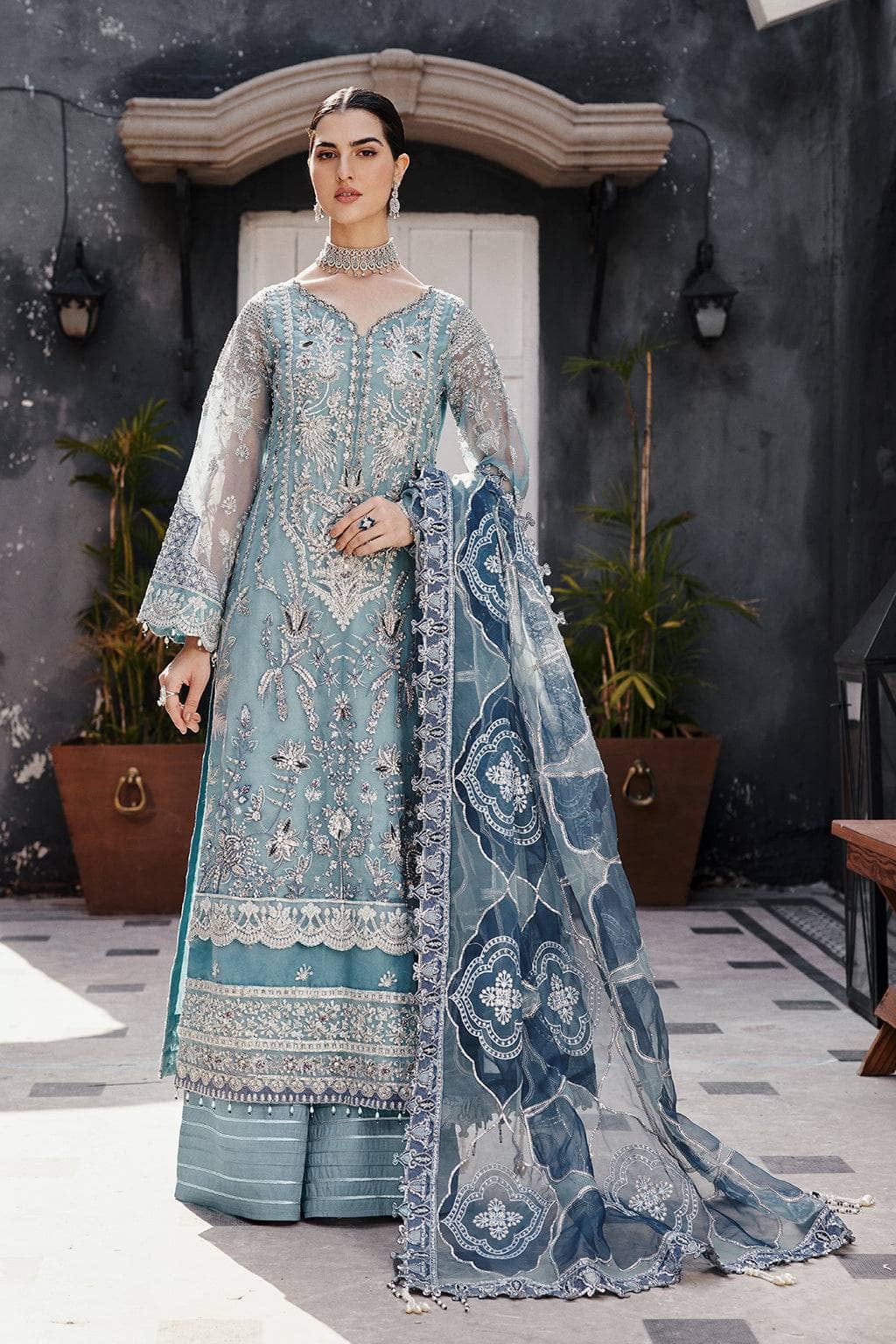 img_emaan_adeel_nawabzadi_awwal_boutique