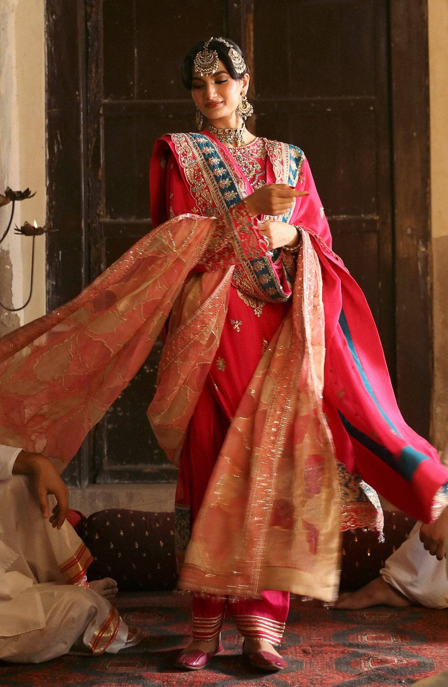 img_emaan_adeel_bridal_awwal_boutique