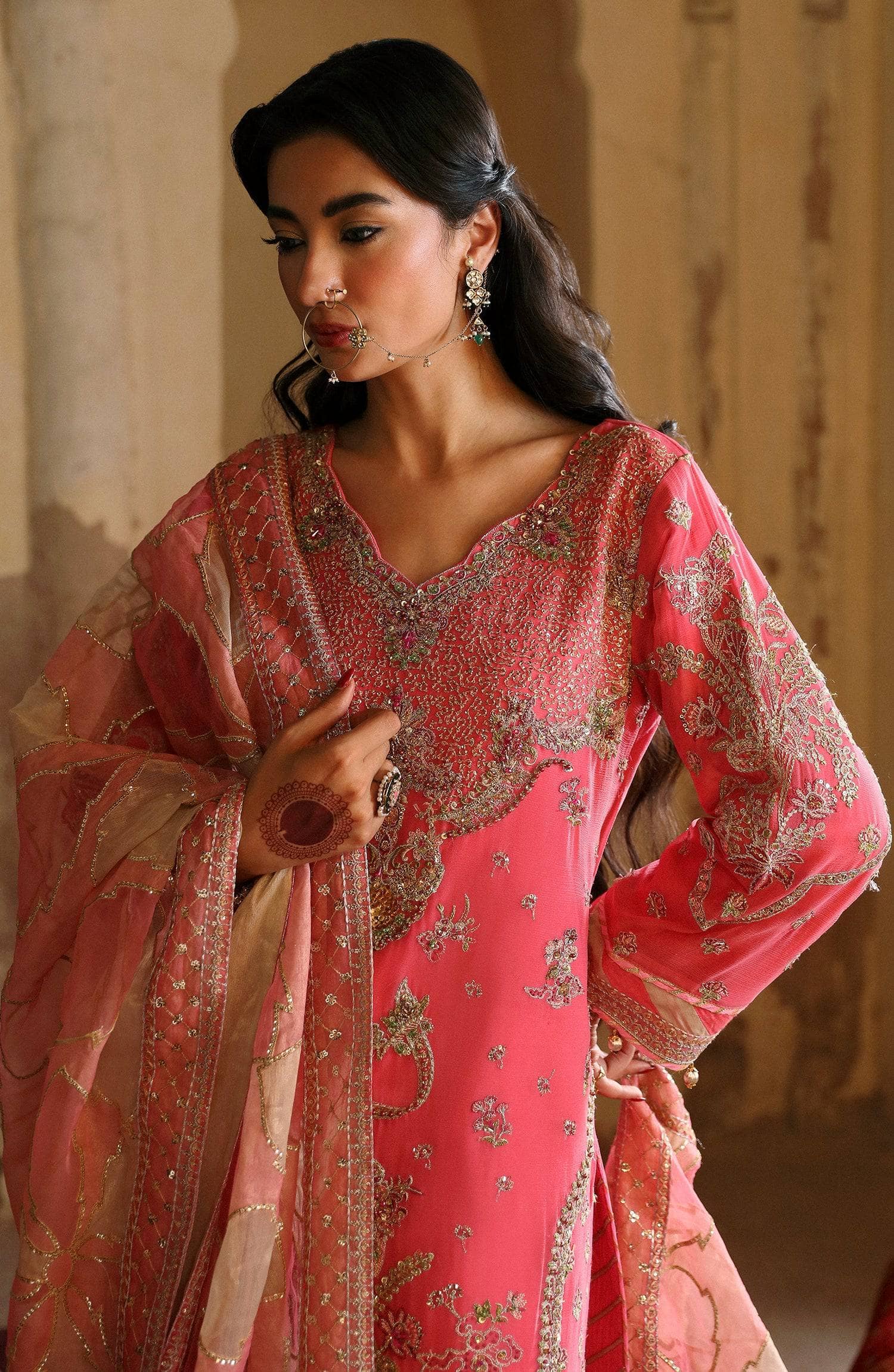 img_emaan_adeel_bridal_awwal_boutique