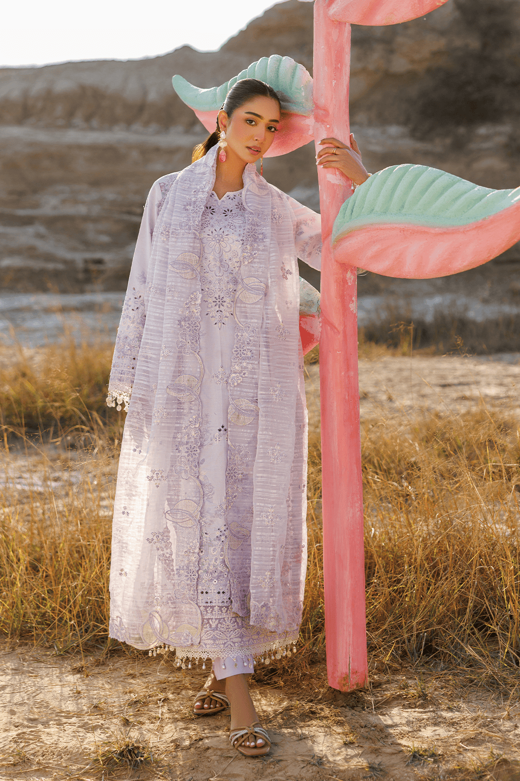 img_emaan_adeel_sunlit_groove_awwal_boutique