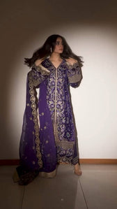 img_emaan_adeel_velvet_awwal_boutique