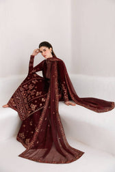 Emaan Adeel Velvet 26/Corinne